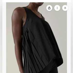 Athleta Swing Forward Pleated Tank